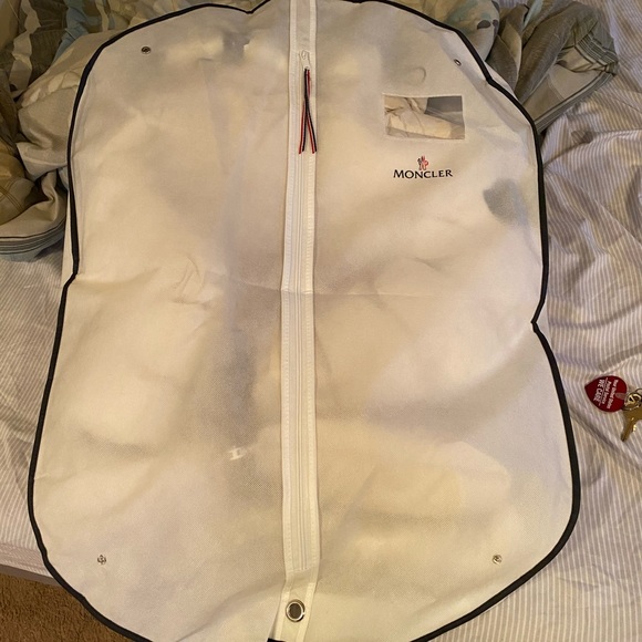 Moncler Dubois - Picture 4 of 6